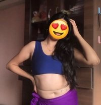 Divya real meet & Cam show - escort in Bangalore Photo 2 of 2