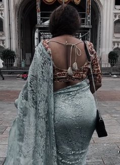 Divya Reddy - puta in Hyderabad Photo 2 of 2