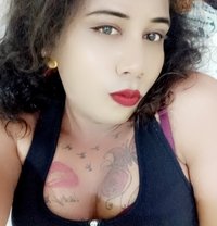 Divya Roy - Acompañantes transexual in Bangalore