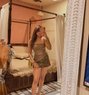 (Divya Shah) Best Relax Sex & Enjoyment - puta in Berlin Photo 1 of 4