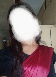 Sneha sinha cam and meet - escort in Pune Photo 1 of 2