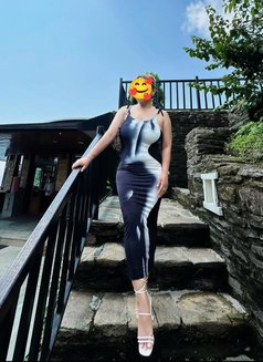 Hand cash meetup and cam show - puta in Kathmandu Photo 1 of 2