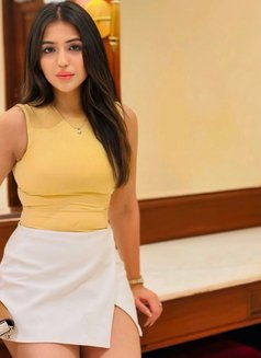 Divya Vip Model - escort in Dubai Photo 1 of 5