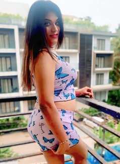 Divyanair Hot and Sexy Trans - Acompañantes transexual in Chennai Photo 13 of 14