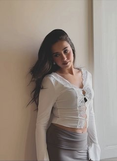 Divyani - escort in Bangalore Photo 1 of 5