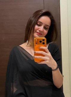 Divyani - escort in Kolkata Photo 2 of 2