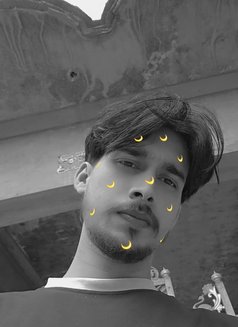 Divyansh - Male escort in New Delhi Photo 1 of 3