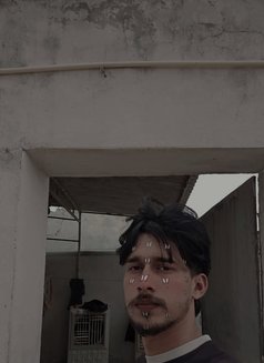 Divyansh - Male escort in New Delhi Photo 3 of 3