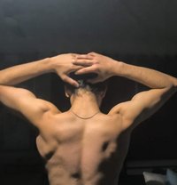 Divyansh - Male escort in New Delhi