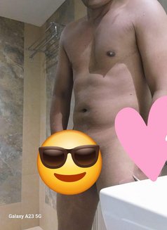 Divyansh - Male escort in New Delhi Photo 4 of 8