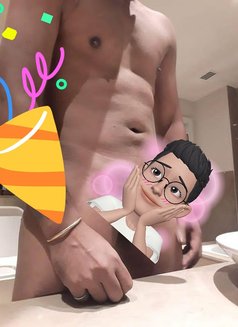 Divyansh - Male escort in New Delhi Photo 6 of 8