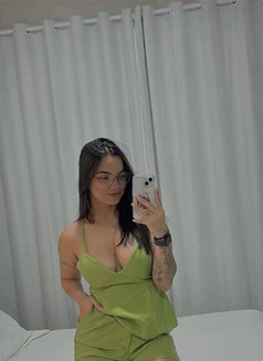Divyanshi Best Incall Outcall Service, E - escort in Bangalore Photo 5 of 5