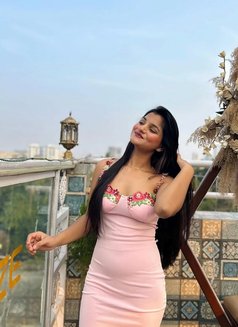Divyanshi Best Incall Outcall Service, E - escort in Chandigarh Photo 4 of 5