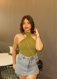 Divyanshi Best Incall Outcall Service, E - escort in Hyderabad Photo 3 of 5