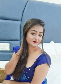 Divyanshi Best Incall Outcall Service, E - escort in Kolkata Photo 4 of 6