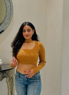 Divyanshi Best Incall Outcall Service, E - escort in Kolkata Photo 6 of 6