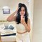 Divyanshi Best Incall Outcall Service, E - puta in Fukuoka