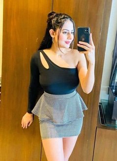 Divyanshi Best Incall Outcall Service, E - escort in New Delhi Photo 3 of 9