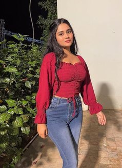 Divyanshi Best Incall Outcall Service, E - escort in New Delhi Photo 4 of 7