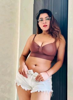 Divyanshi Best Incall Outcall Service, E - escort in RIshikesh Photo 3 of 5