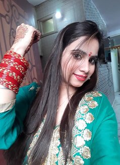 Divyanshi Best Incall Outcall Service, E - escort in Ahmedabad Photo 7 of 7