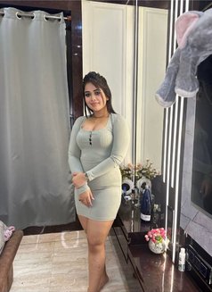 Divyanshi Best Vip Escorts Service - puta in Mangalore Photo 2 of 4