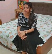 Divyanshi Escort Services Available - escort in Chandigarh