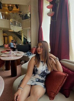 Divyanshi - escort in Candolim, Goa Photo 3 of 3