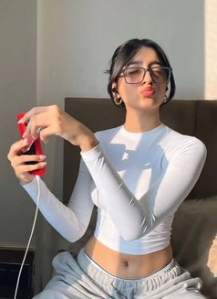 Divyanshi Nai - escort in Hyderabad Photo 1 of 2