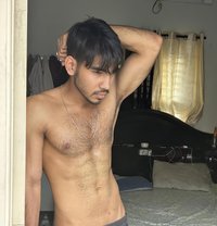 Divyanshu: 8 Inch thick couple service - Male escort in Mumbai