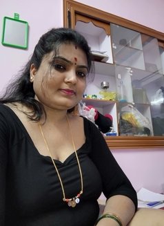 Divyasree - escort in Bangalore Photo 2 of 3