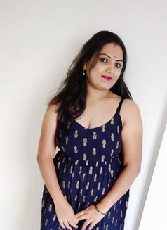 Divyasree - escort in Bangalore Photo 1 of 3