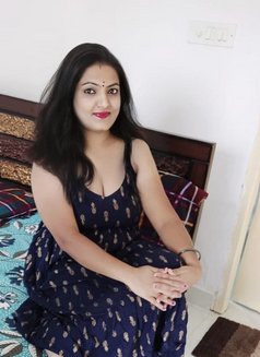 Divyasree - escort in Bangalore Photo 2 of 3