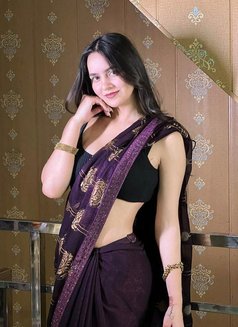 Dixita - escort in Ahmedabad Photo 1 of 3