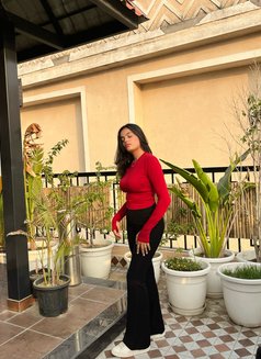 Dixita - escort in Ahmedabad Photo 1 of 3