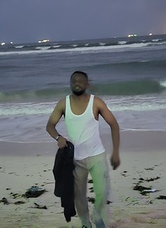 Dixonaruj - Male escort in Dar es Salaam Photo 5 of 11