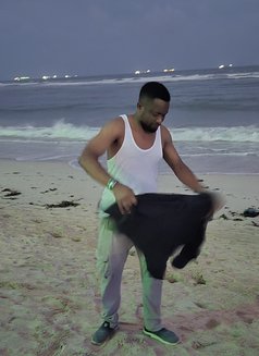 Dixonaruj - Male escort in Dar es Salaam Photo 8 of 11
