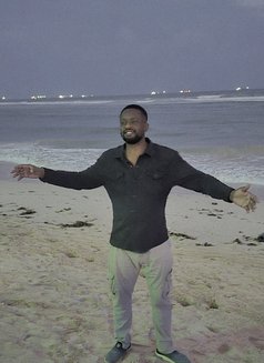 Dixonaruj - Male escort in Dar es Salaam Photo 11 of 11