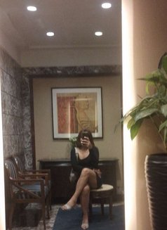 Diya – 21 | Elegant & Sensual - puta in Pune Photo 3 of 4