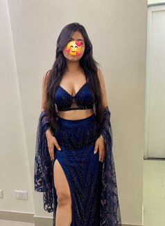 Diya - College Girl Independent Escort - escort in New Delhi Photo 2 of 10
