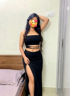 Diya - College Girl Independent Escort - escort in New Delhi Photo 5 of 10