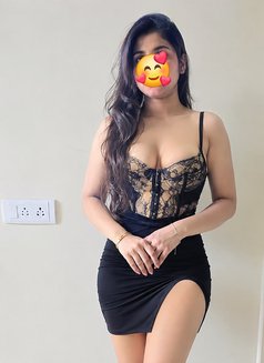 Diya - College Girl Independent Escort - escort in New Delhi Photo 6 of 10