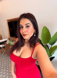 Diya - escort in Bali Photo 4 of 6