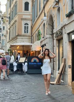 Diya - escort in Dubai Photo 6 of 6