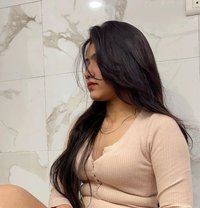 Diya - College Girl Independent Escort - puta in New Delhi Photo 4 of 9