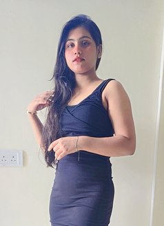 Diya - College Girl Independent Escort - puta in New Delhi Photo 9 of 9