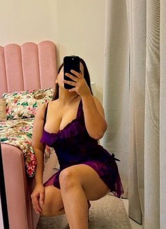 Big Boobs Diya Independent Model - puta in Dubai Photo 12 of 15