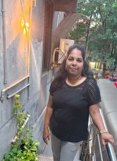 Diya - Acompañante in Chennai Photo 1 of 1