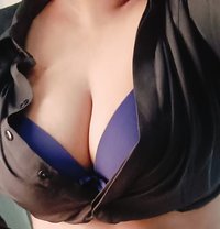 Diya - escort in Dubai