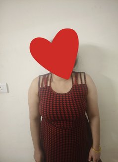 Arohi Independent ggn - puta in Gurgaon Photo 1 of 5